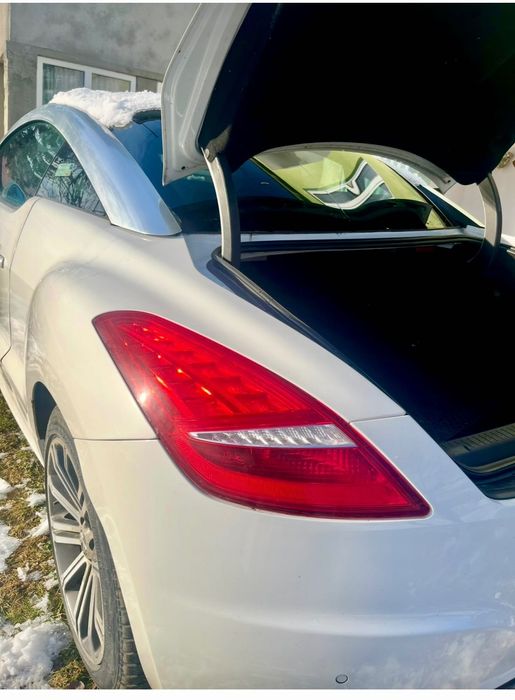 Peugeot RCZ 2011