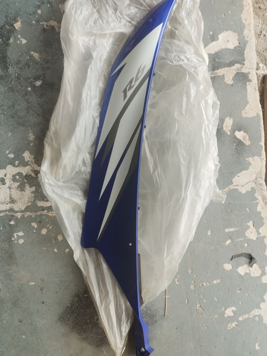Carena laterala dreapta noua pentru Yamaha R6 model 2006-2007