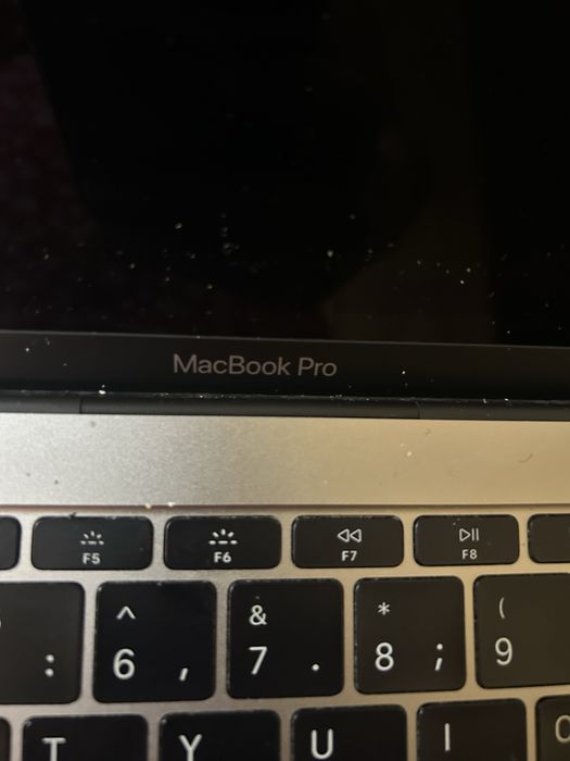 Продам MacBook Pro