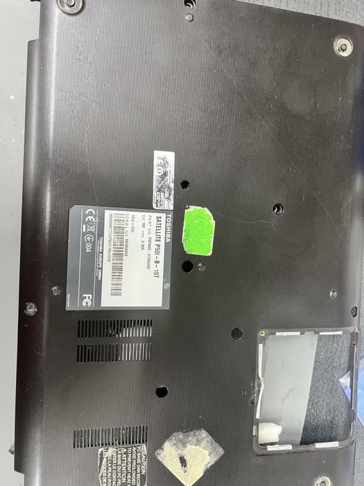 Tosiba satellite p50t -b- 10t procesor i7  16 g rami