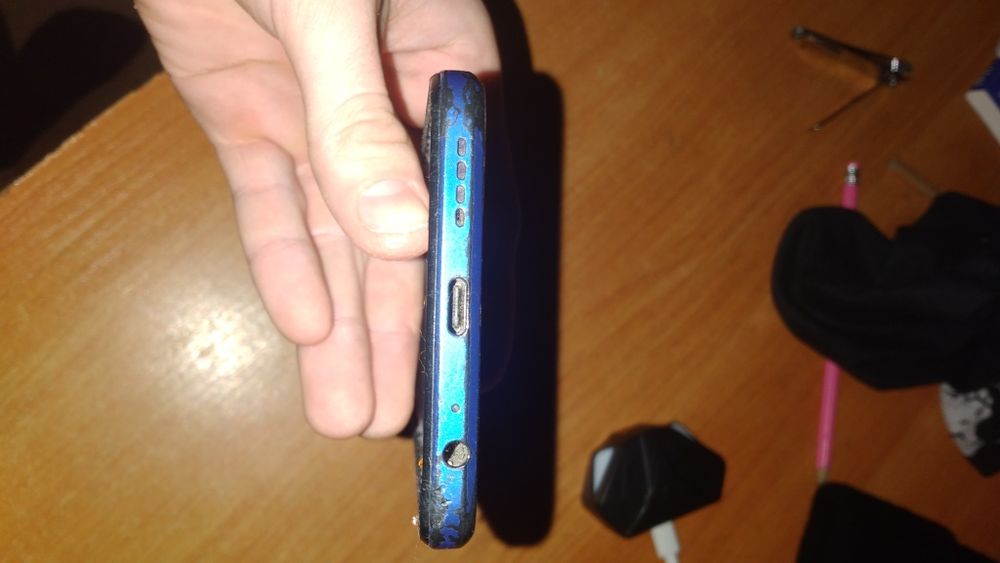 Продам срочно рабочий тока экран