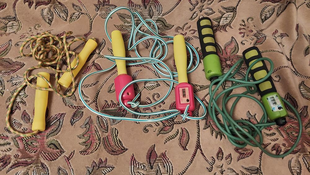 Скакалки по 600 тенге