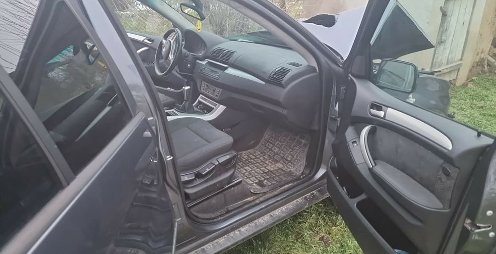 Bmw x5 (на части)