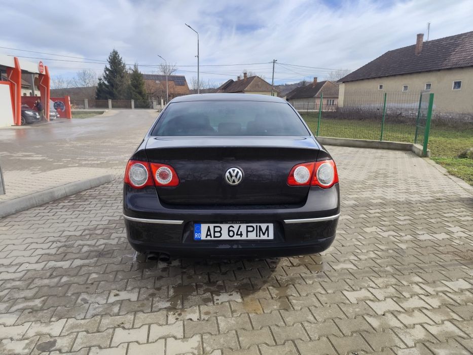 Vând Passat B6 Sedan