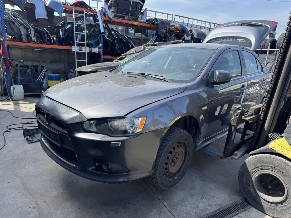 Fata completa bot mitsubishi Lancer 2010 motor 1,8 benzina