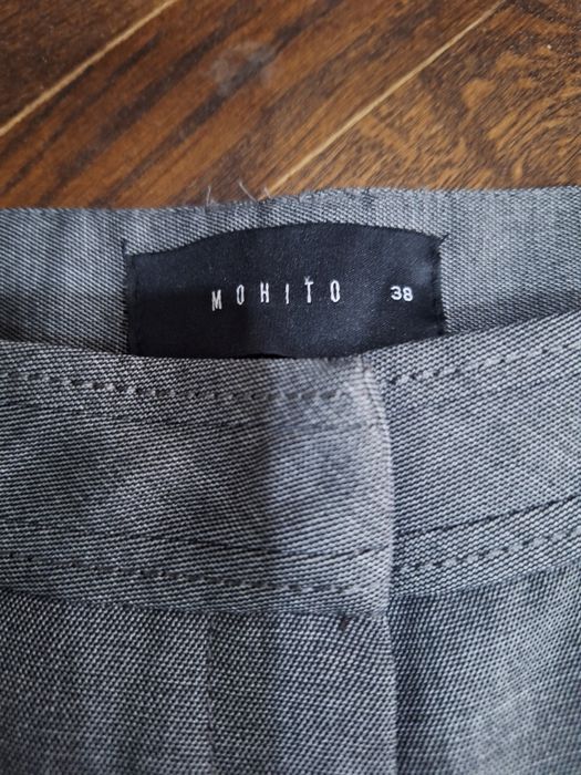 Сив панталон на Mohito