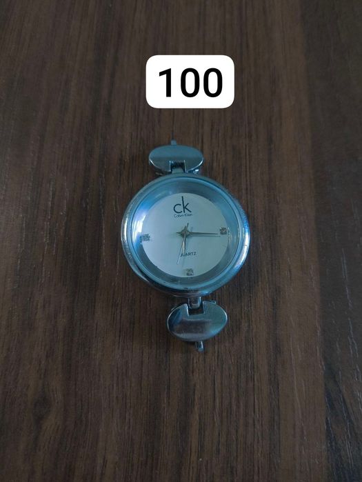 Оригинальные часы