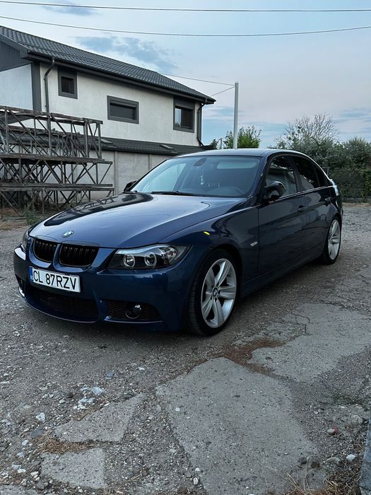 Vând BMW e90 320d