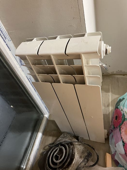 Продам радиатор 3 секции