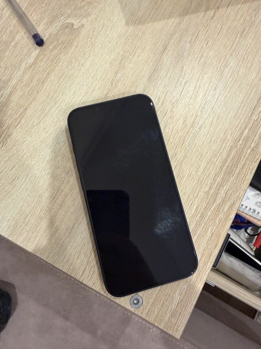 Продам iphone 13 128