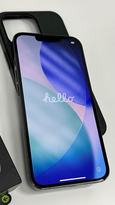 iPhone 13 Pro зеленый