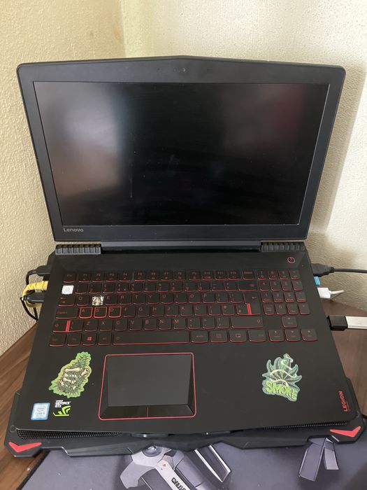 Laptop lenovo legion y520