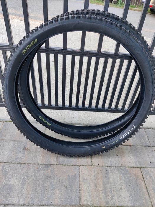 Vând cauciucuri bicicleta Butcher Specialized 2.6/29