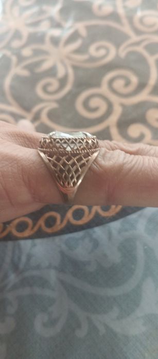 Узук пазалочный қизик бўлса алоқага чиқинг