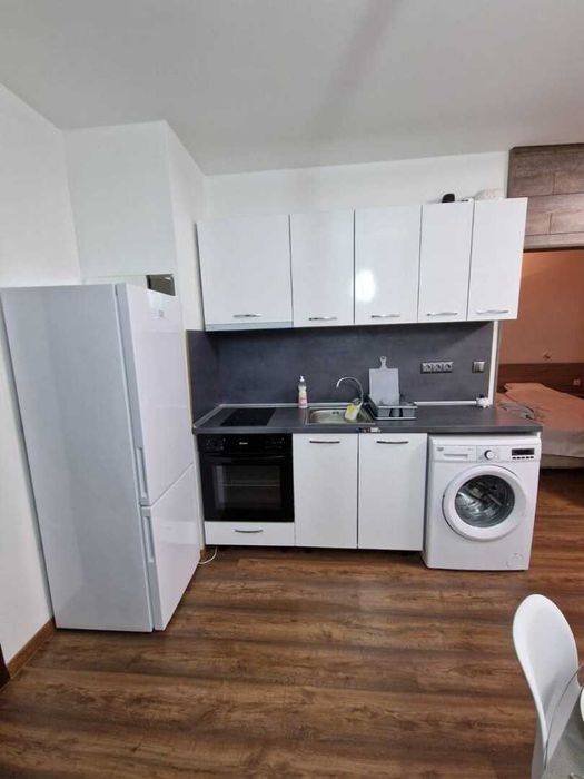 Дава се под наем Двустаен апартамент в Бургас, Сарафово - 50 кв.м за 331.5 € - Снимка #1