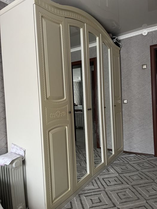 Шкаф в хорошем состоянии