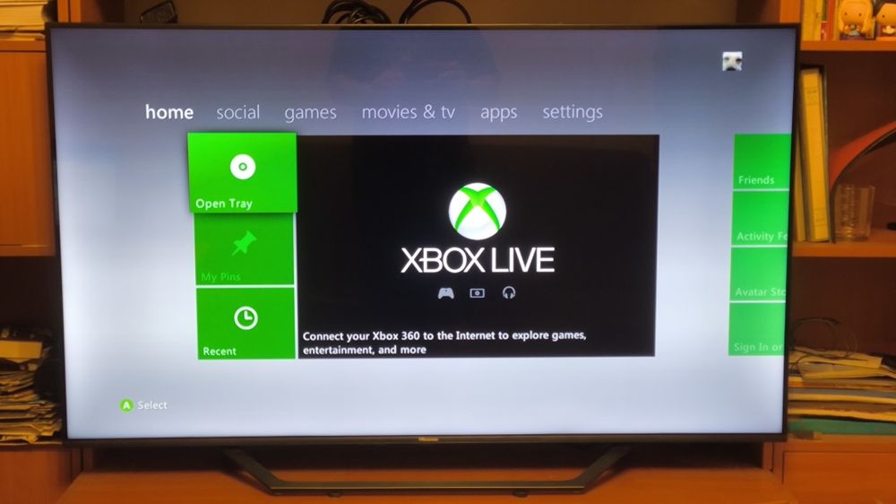 Xbox 360 White + Kinect + Controller | Funcțională | Bună pentru Modare