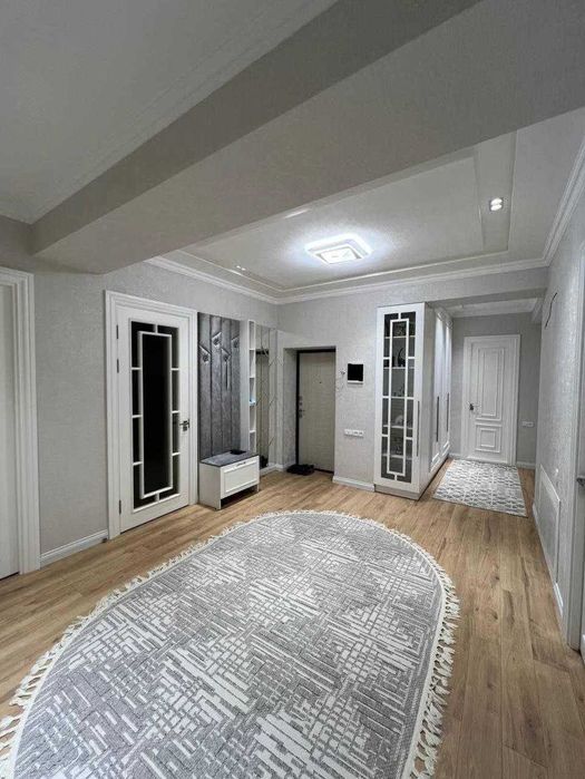 Новостройка Шикарная квартира на Яккасарайском районе, ор-р 8-роддом,