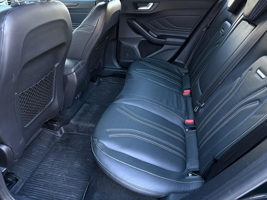 Ford Focus Vignale ! Full !