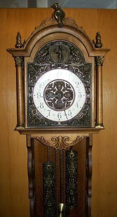 Ceas - Pendulă de perete cu două greutăți