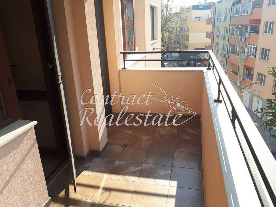 Дава се под наем Двустаен апартамент в Варна, Конфуто - 60 кв.м за 459 € - Снимка #4