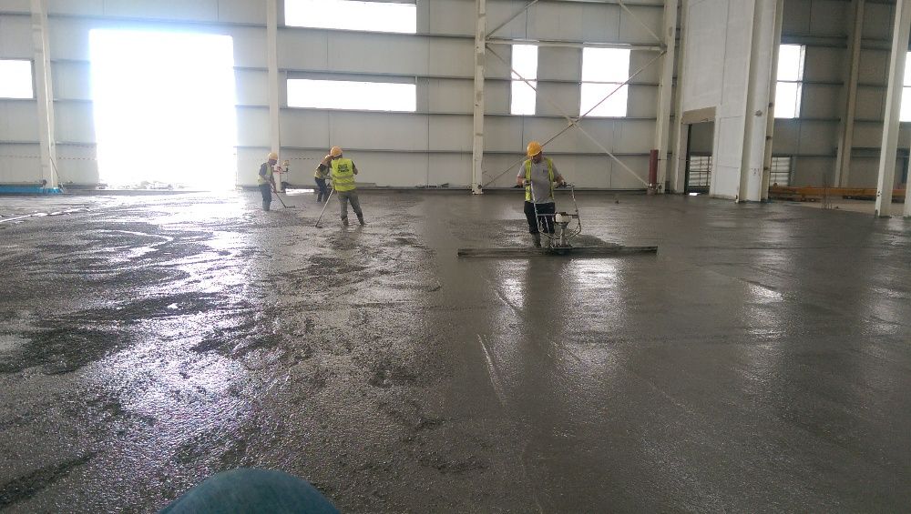 Turnari platforme beton finisat cu elicopterul.Beton elicopterizat .
