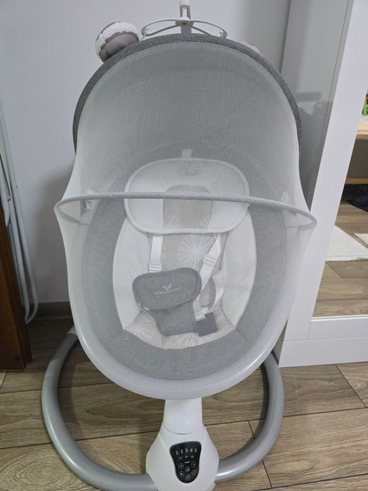 Люлка за бебе  със покривало