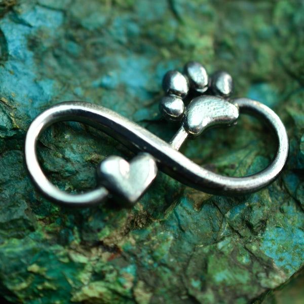 Сребърен медальон 925 „Безкрайност със сърце и лапичка“