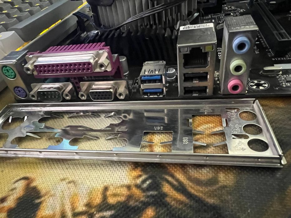 Sifatli ATX plata Gigabyte H81+G3240+kuller