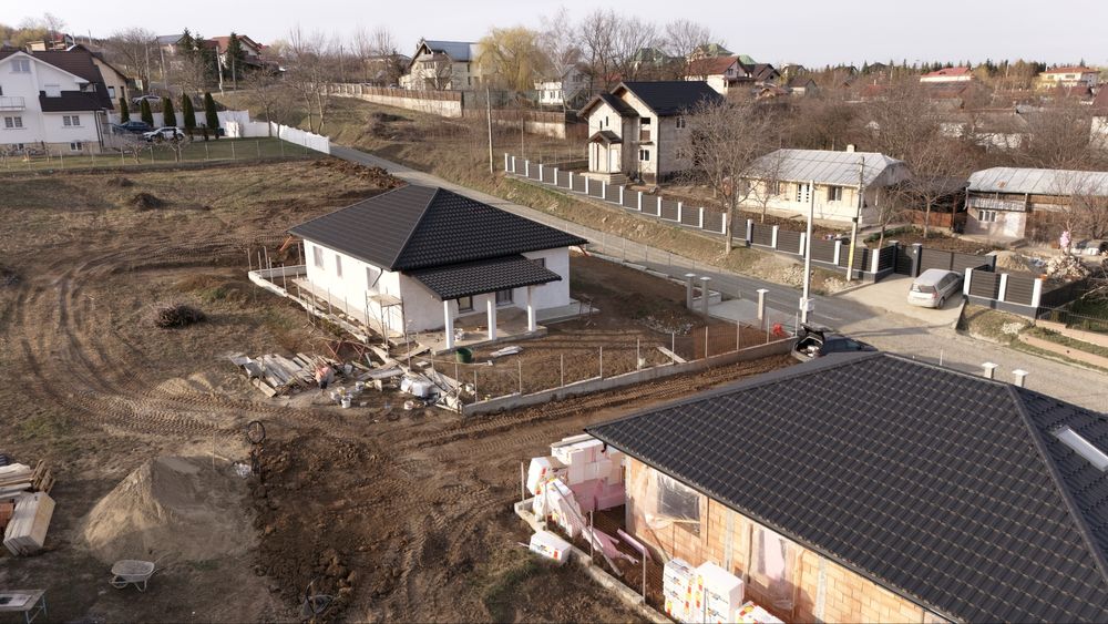 Se vinde un lot de teren