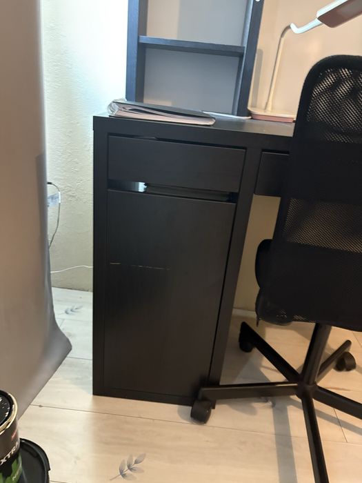 Черно бюро MICKE+ стол IKEA