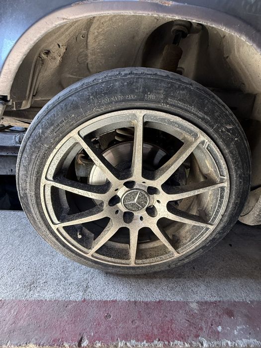 Диски с Шынами 215/50 R 17 V XL