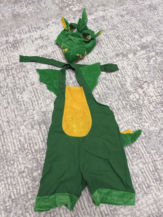 Карнавальные костюмы продам