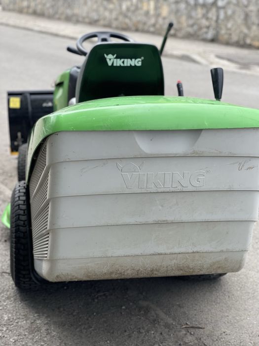 Tractoras de tuns iarba Viking 3 cutite 724cc