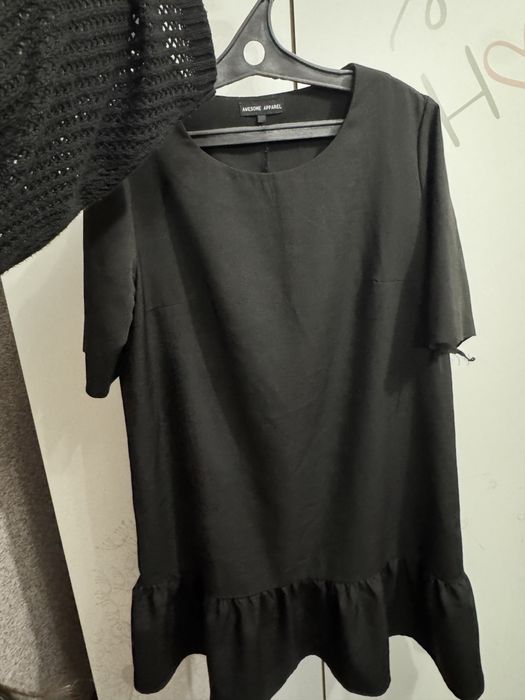 Платья, одежда женская