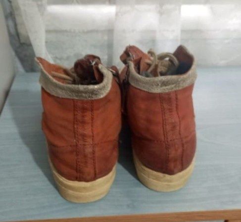 Ghete din piele naturală, mărimea 38