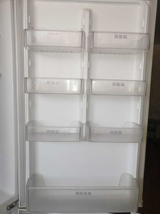 Продам холодильник Samsung