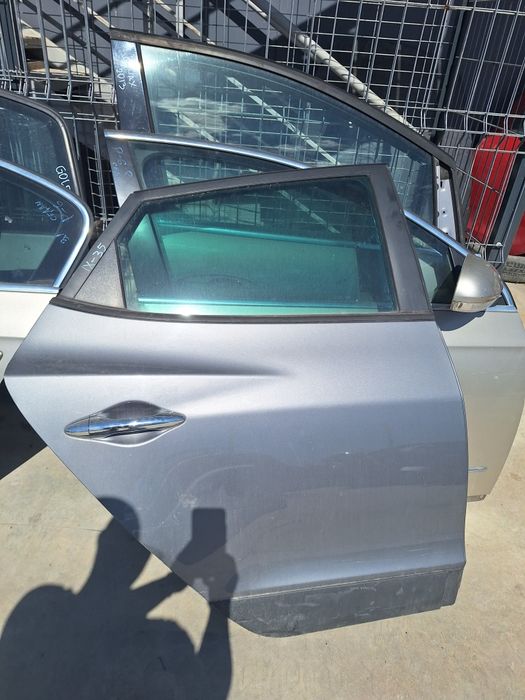 Задна дясна врата Hyundai IX35 / Хюндай ИХ35 2014г.