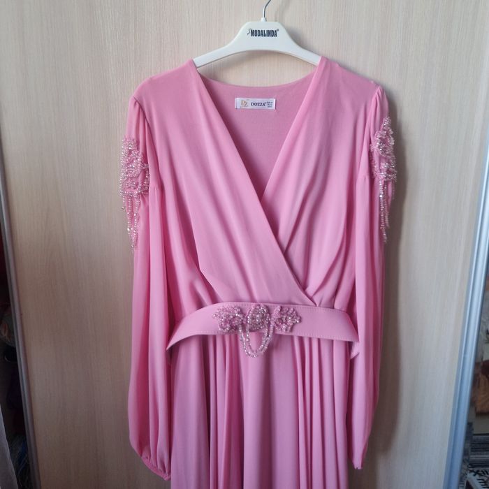 Вечернее красивое платье