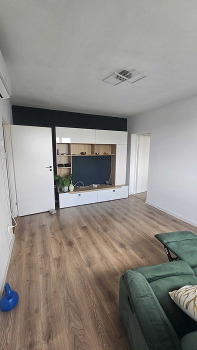 Apartament 4 camere vedere 2 parti renovat, direct de la proprietar
