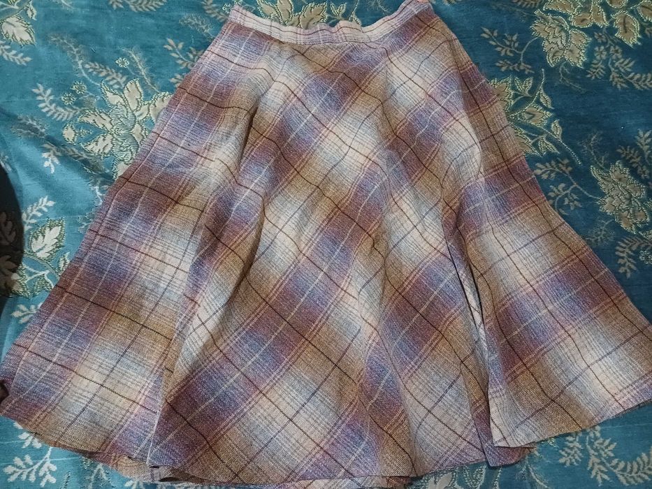 Юбки с вышивкой.   Разные фасоны.