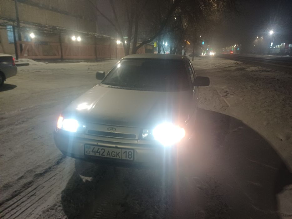 Продам Ваз 2112 .