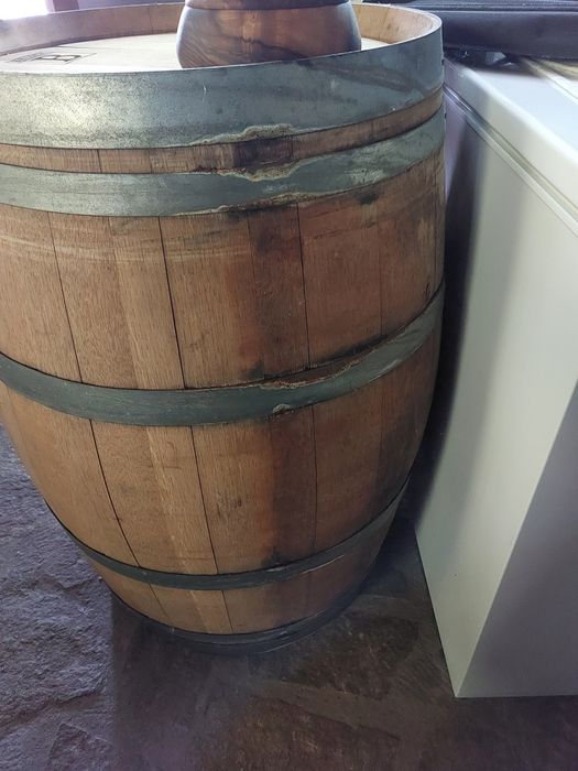 Дъбови бъчви 225л, френски и американски дъб