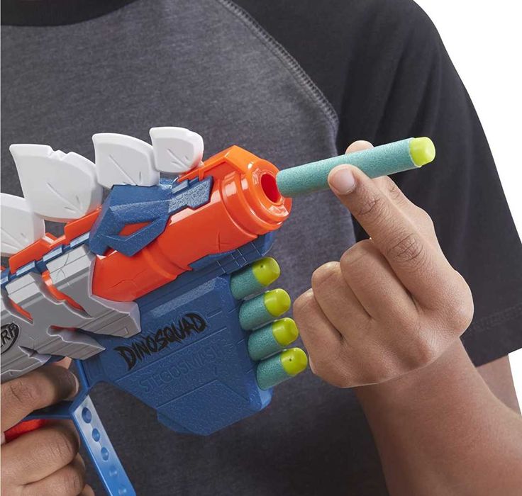 Бластер Nerf DinoSquad Stego-Smash Dart Blaster, 5 Darts.США