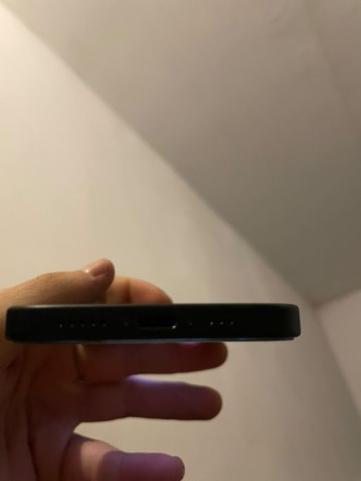 Айфон 16 128 гигабайт 100акб