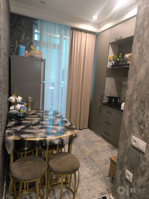2-комнатная квартира Юнусабад 16, Xon Saroy Diplomat, терраса 15 м²