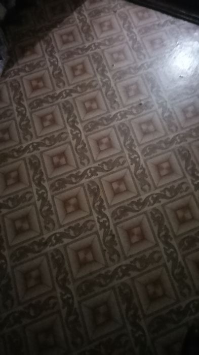 Срочно Продам линолеум разных размеров