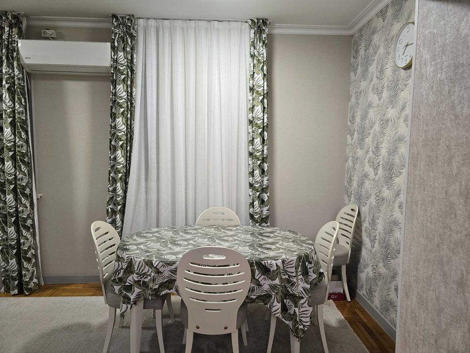 3х комн, Бий, 171 школа, макро, 2ой дом от дороги