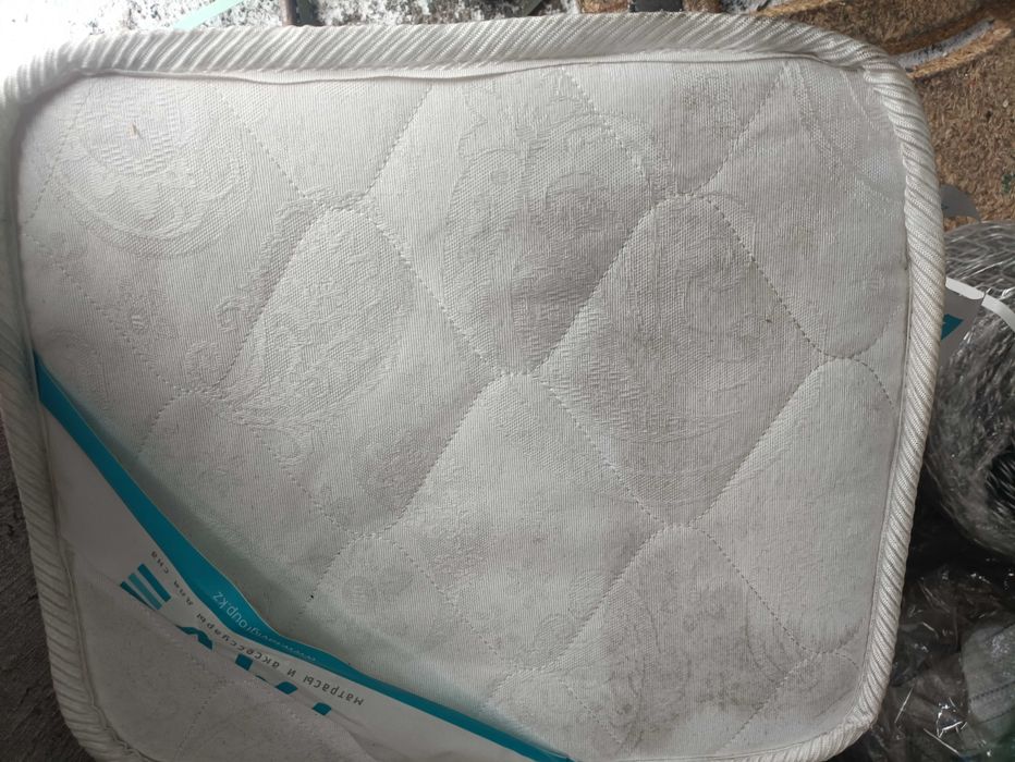 Продаю матрасные подушки