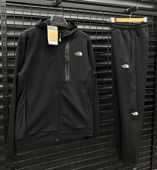 Мъжки екип Nike Tech